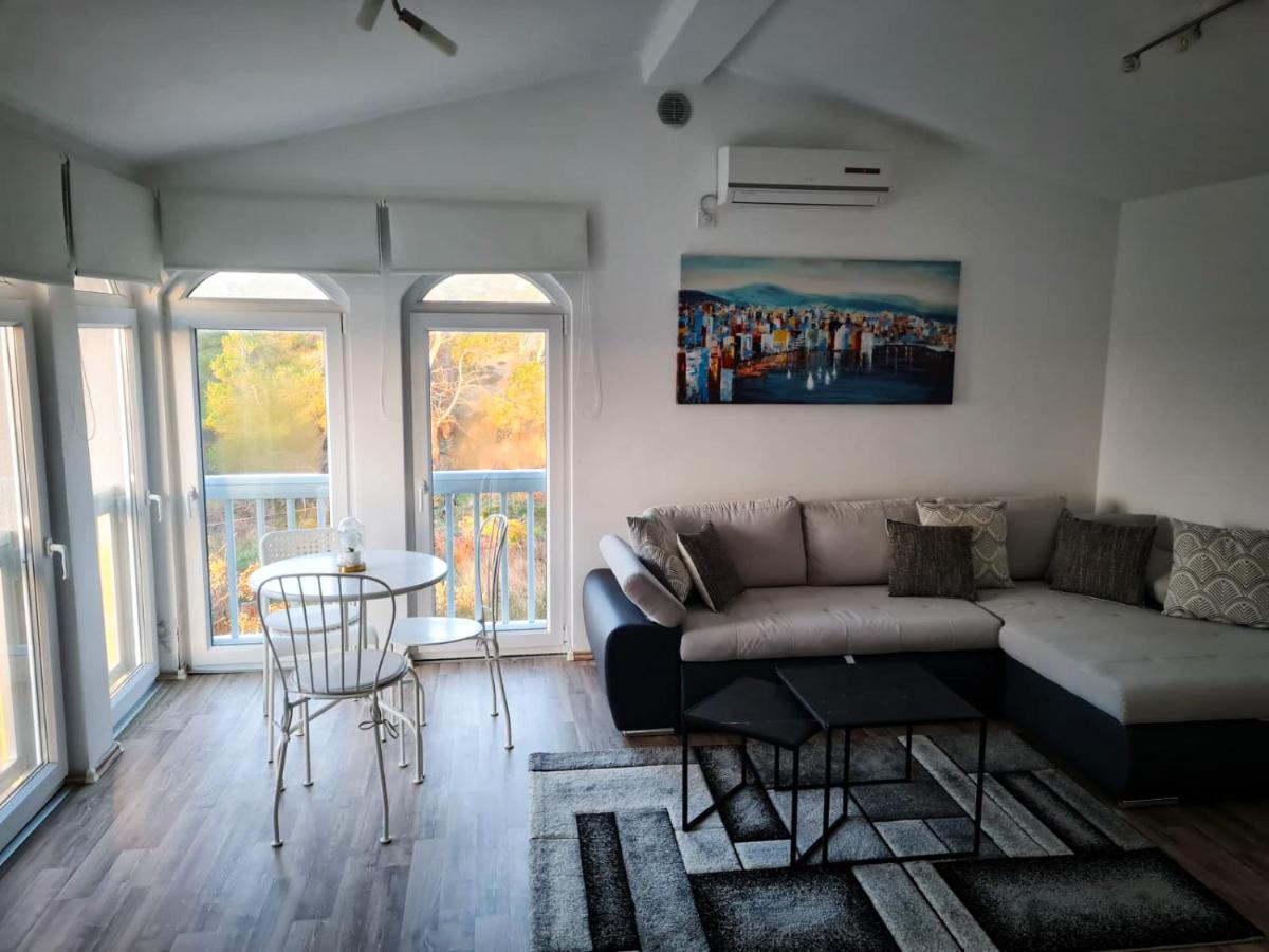 Villa Mena Vir Ngoại thất bức ảnh