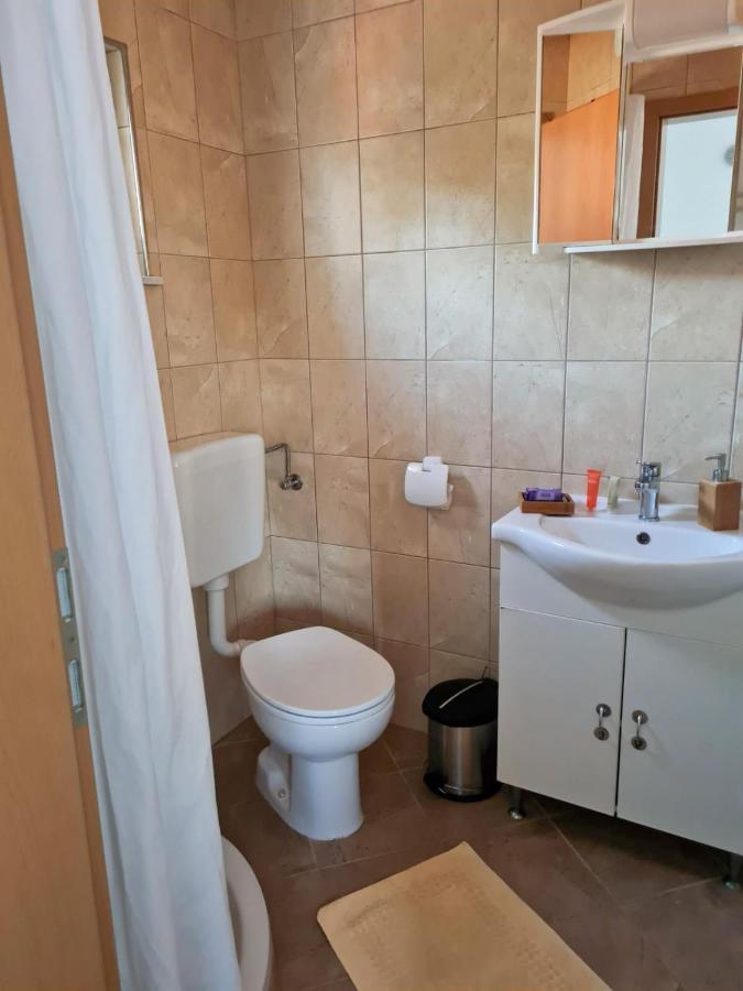 Villa Mena Vir Ngoại thất bức ảnh